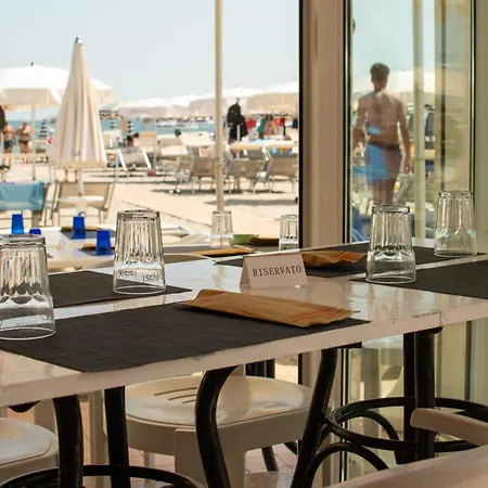 Bed & Breakfast Negresco 3*